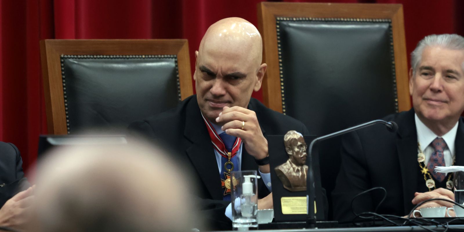 eua-chamam-moraes-de-“toxico”-apos-decisao-de-flavio-dino