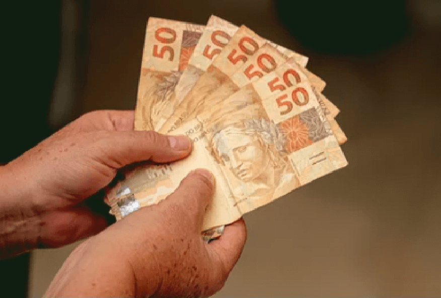 governo-pagou-quase-r$-1,5-trilhao-em-auxilios-sociais-desde-a-pandemia