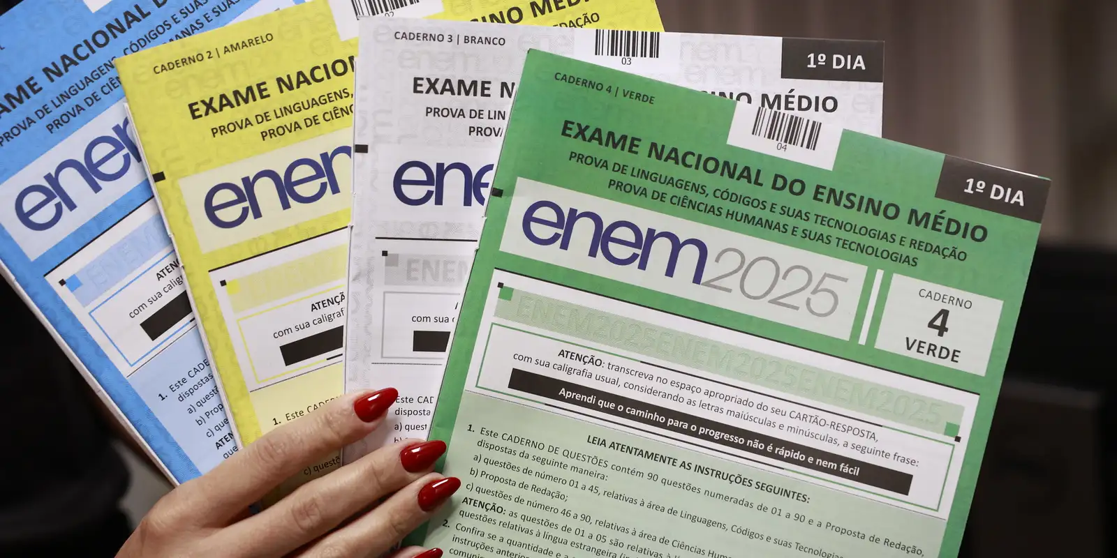 tv-brasil-acompanha-ao-vivo-segundo-dia-do-enem-com-boletins