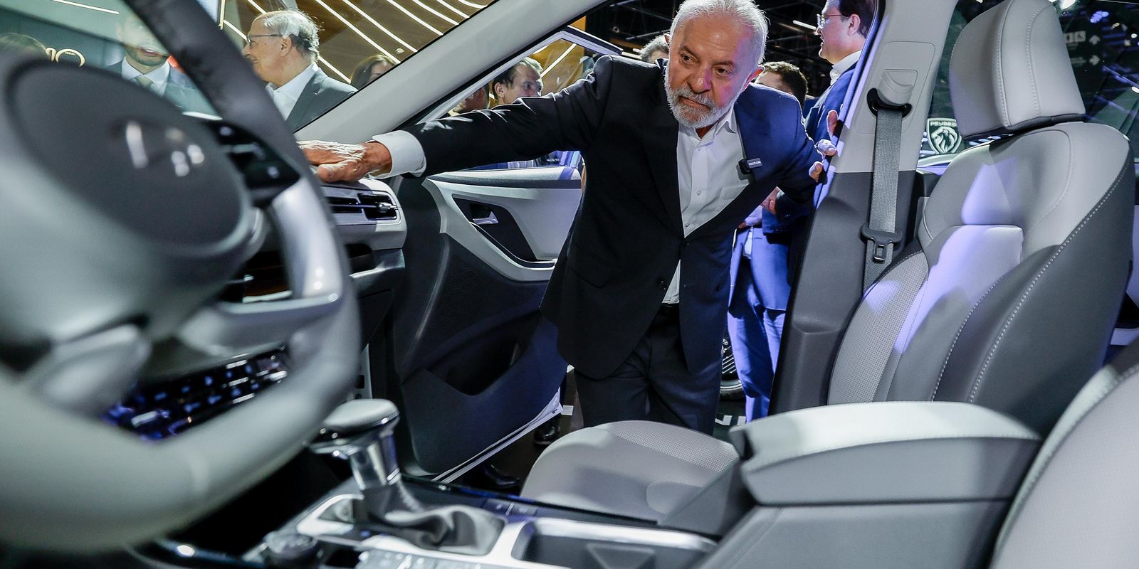 inovacao-e-transicao-energetica:-lula-defende-lideranca-na-industria