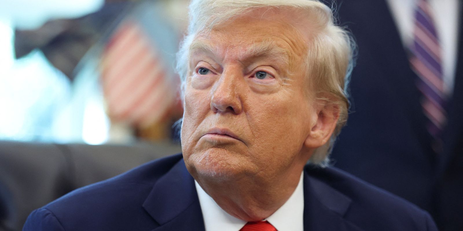 trump-diz-em-rede-social-que-espaco-aereo-da-venezuela-esta-fechado