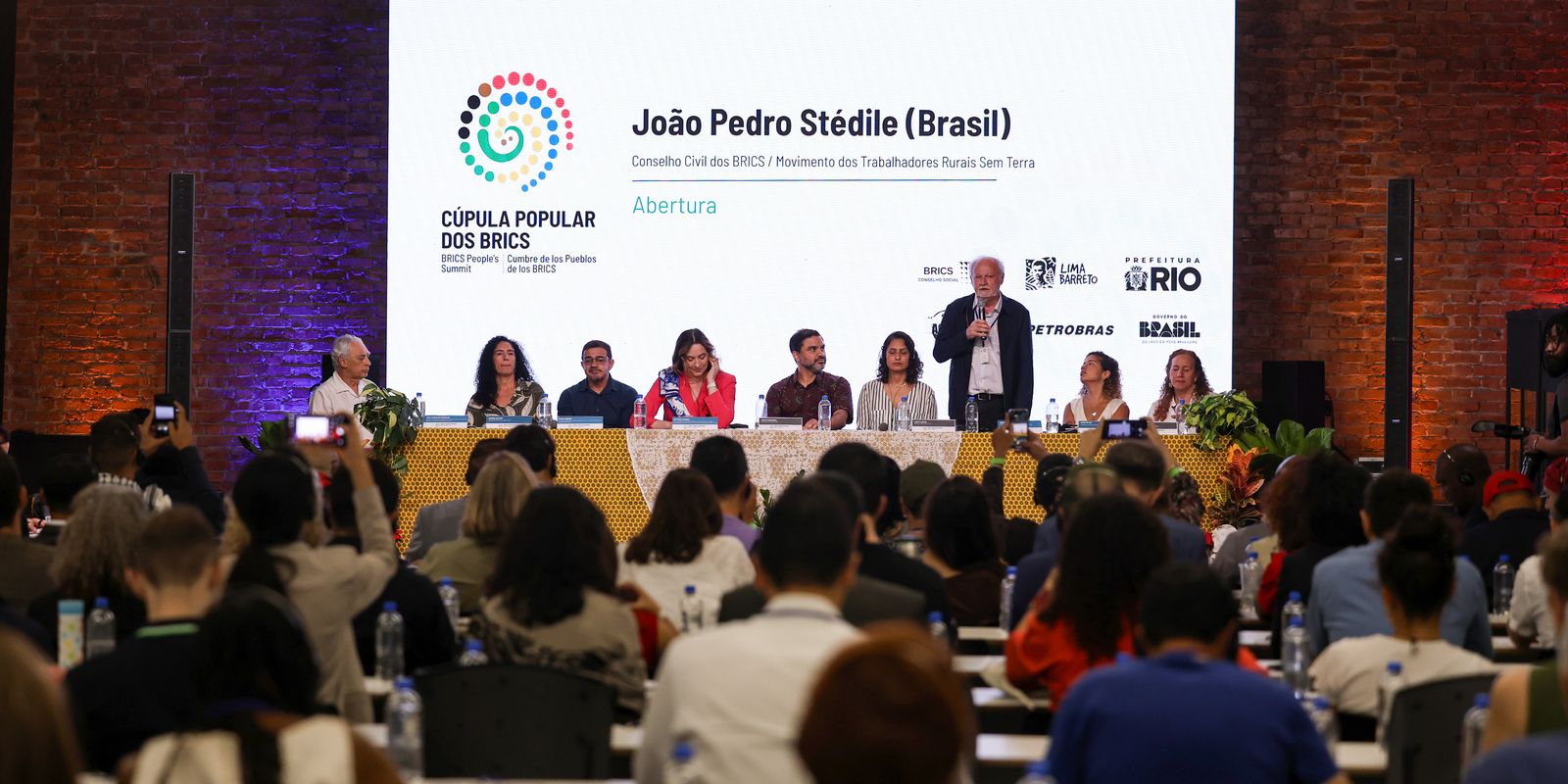 rio-sedia-1a-cupula-popular-do-brics-para-debater-sul-global