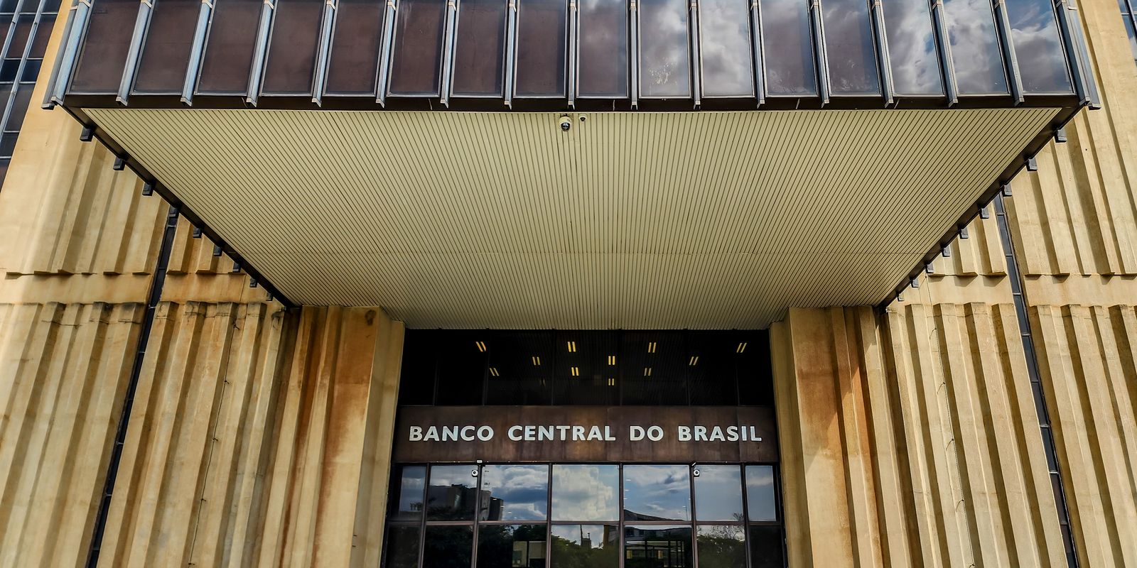 bc-mantem-juros-basicos-em-15%-ao-ano-pela-quarta-vez-seguida