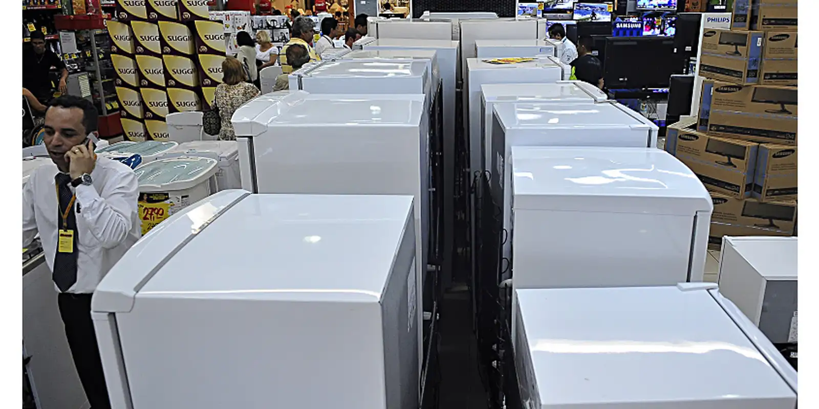 vendas-no-comercio-voltam-a-ganhar-folego-e-crescem-0,5%-em-outubro