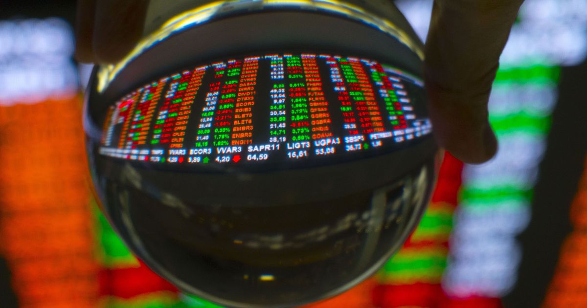 ibovespa-abre-estavel-puxado-por-petrobras-e-vale;-dolar-sobe