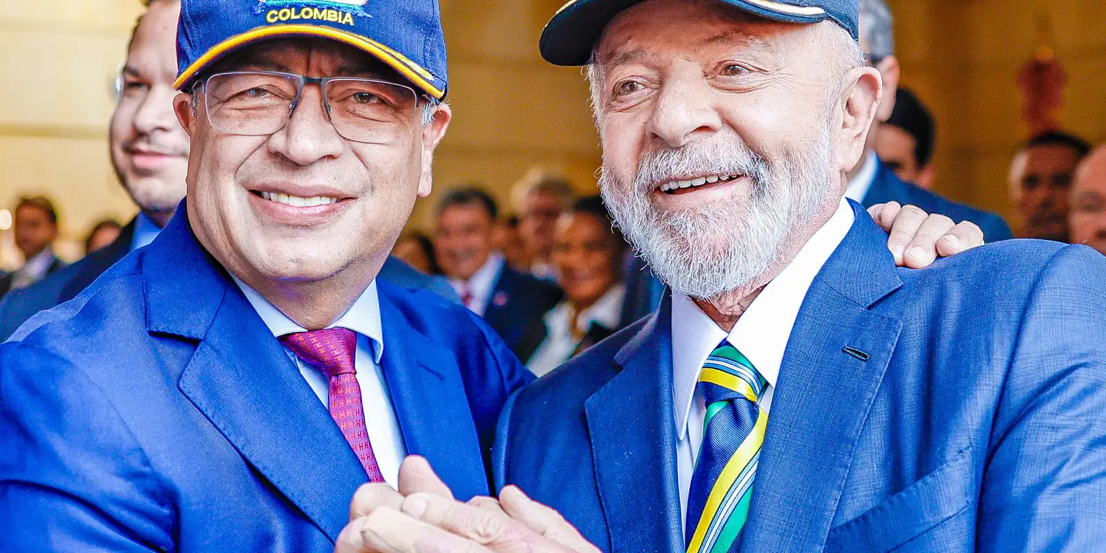 por-telefone,-gustavo-petro-e-lula-conversam-sobre-a-venezuela