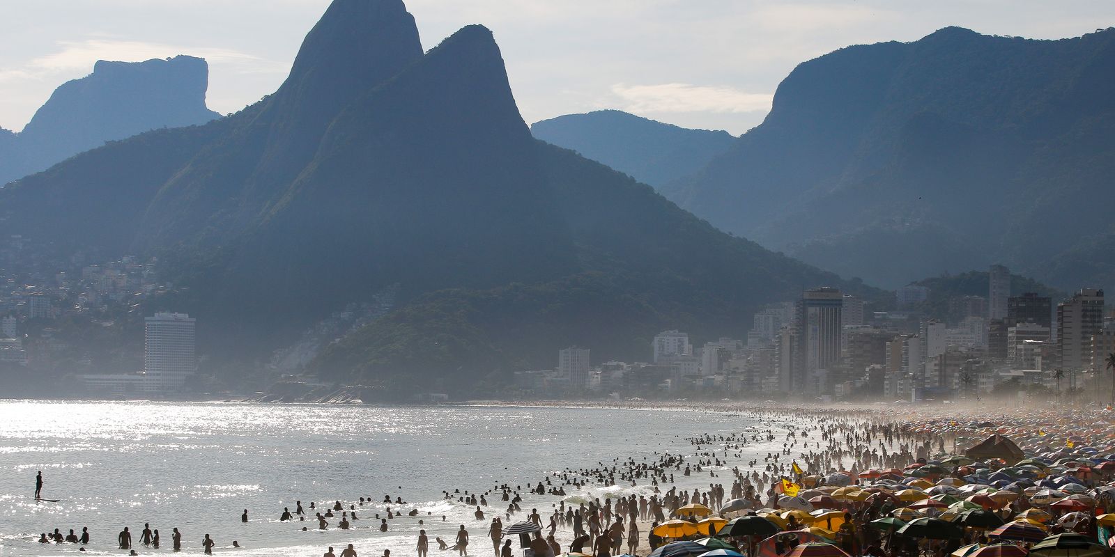 turismo-brasileiro-tem-faturamento-recorde-de-r$-185-bi-em-2025