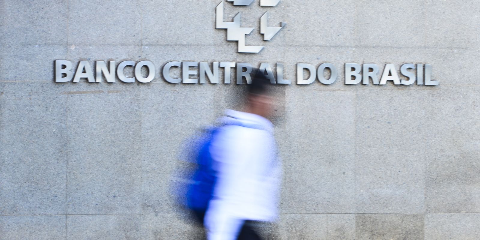 contas-externas-tem-saldo-negativo-de-us$-68,8-bilhoes-em-2025