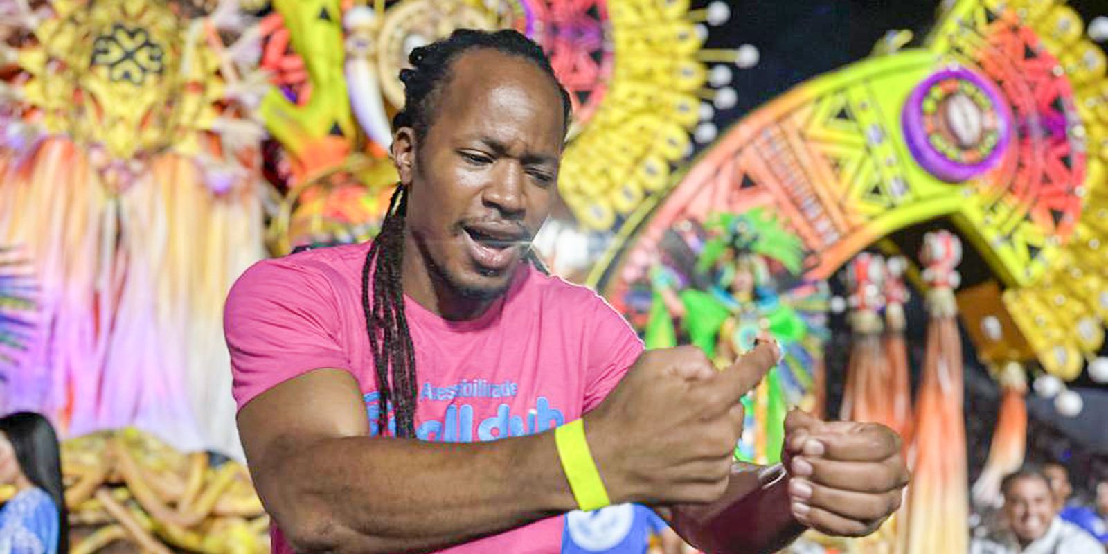 carnaval:-sambodromo-garante-acessibilidade-a-deficientes