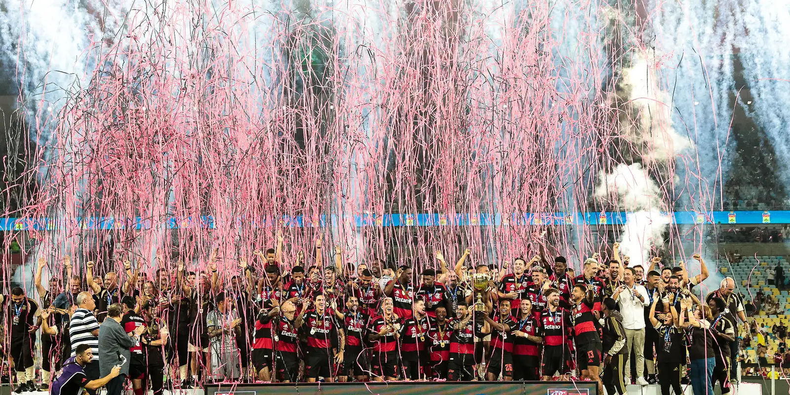 flamengo-vence-fluminense-nos-penaltis-e-fatura-tricampeonato-carioca