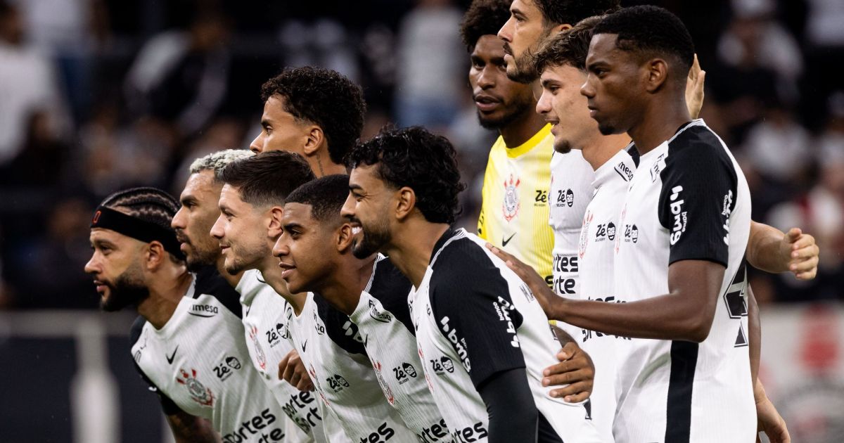 titular-do-corinthians-responde-protesto-da-torcida:-“entregamos-dois-titulos”