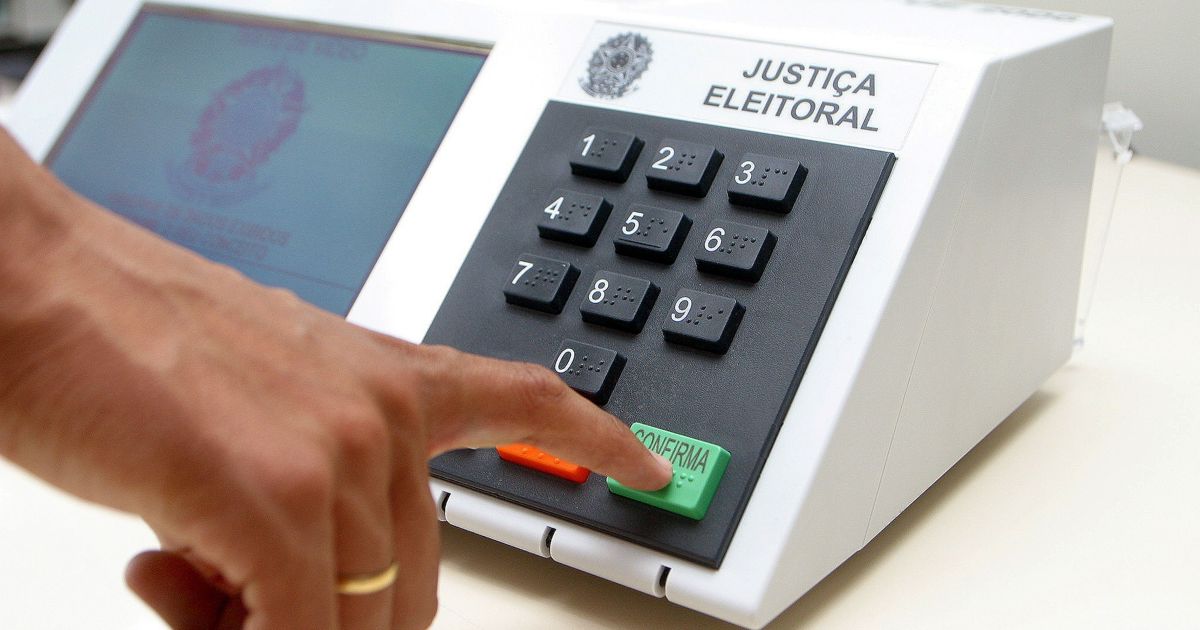 quaest:-56%-ja-tem-definido-voto-para-presidente;-43%-dizem-que-podem-mudar