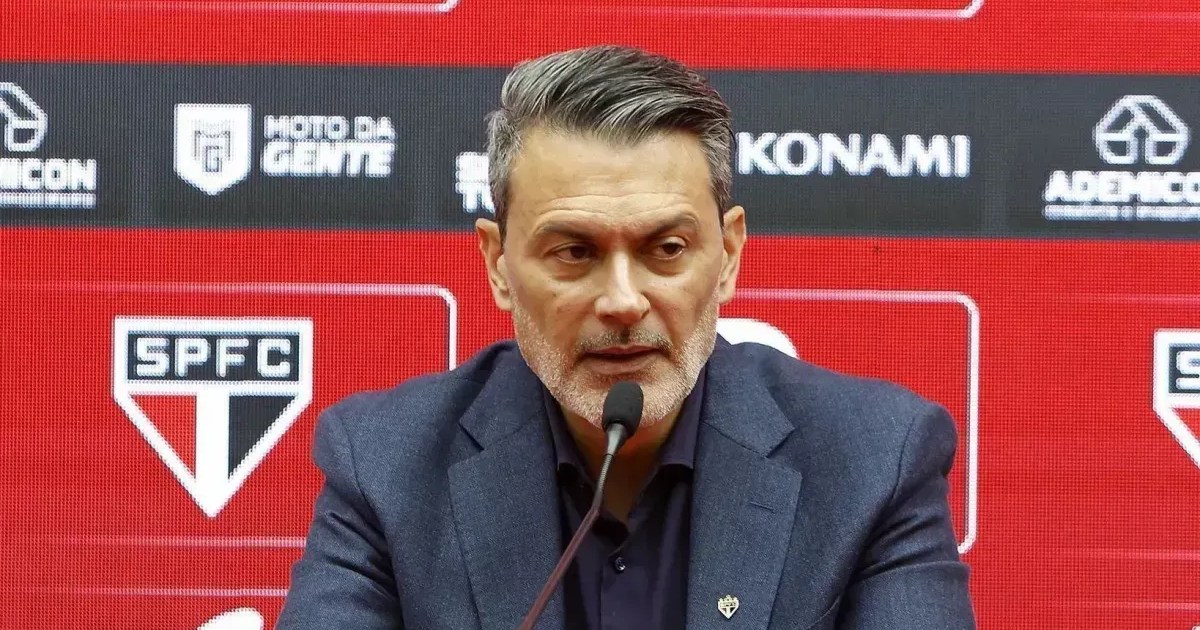 diretor-do-sao-paulo-faz-cobranca-a-arbitragem-antes-de-duelo-com-palmeiras