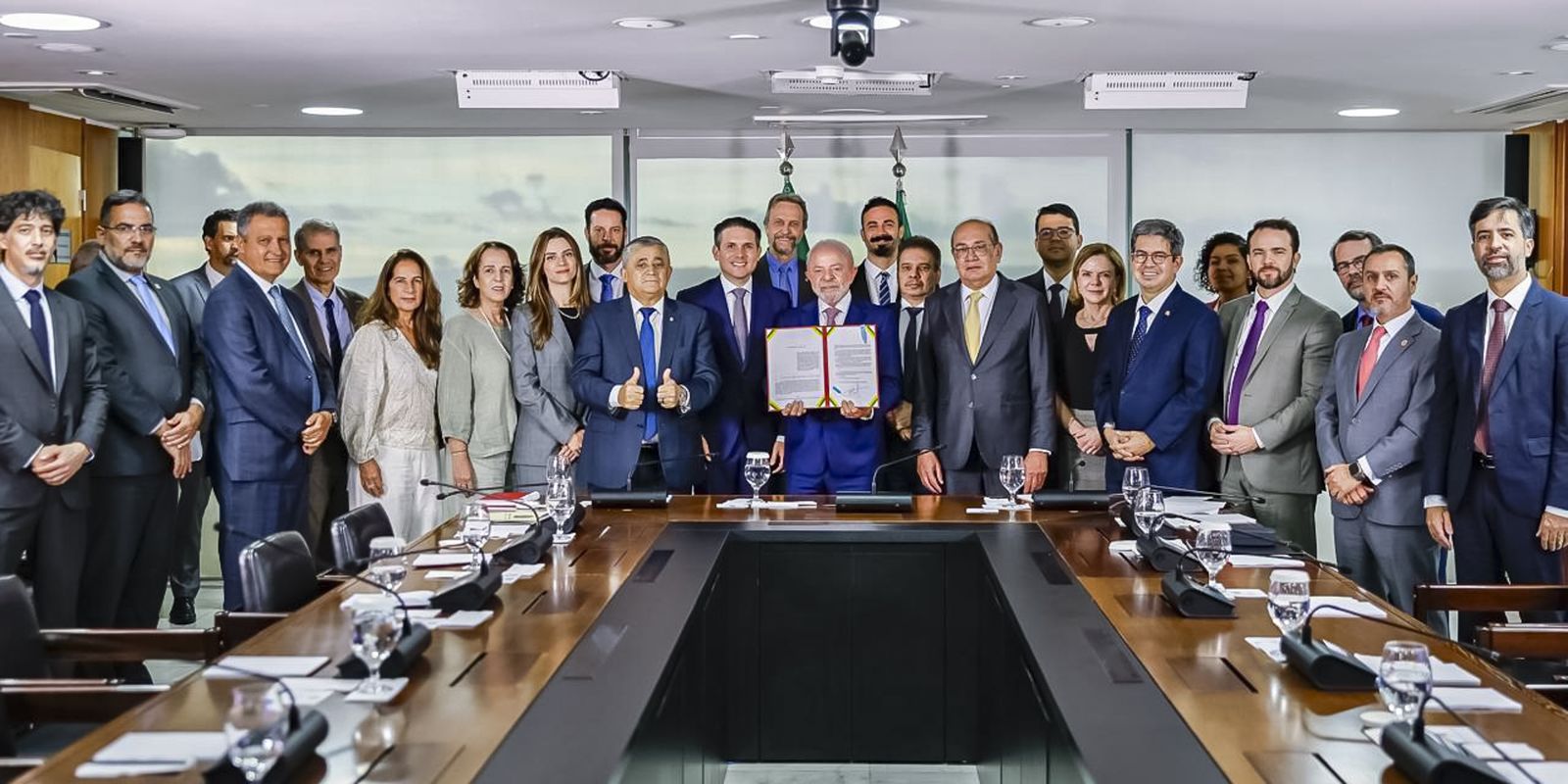 lula-sanciona-lei-antifaccao-e-defende-prisao-de-magnatas-do-crime