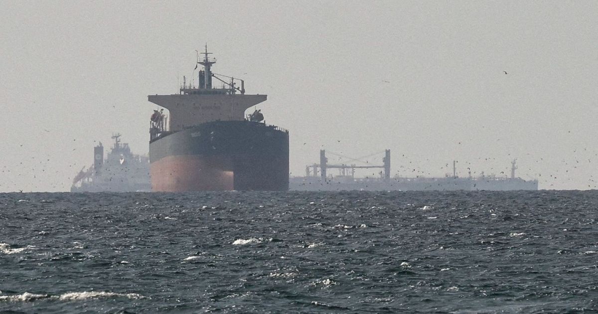eua-dizem-ter-interrompido-completamente-o-comercio-maritimo-do-ira