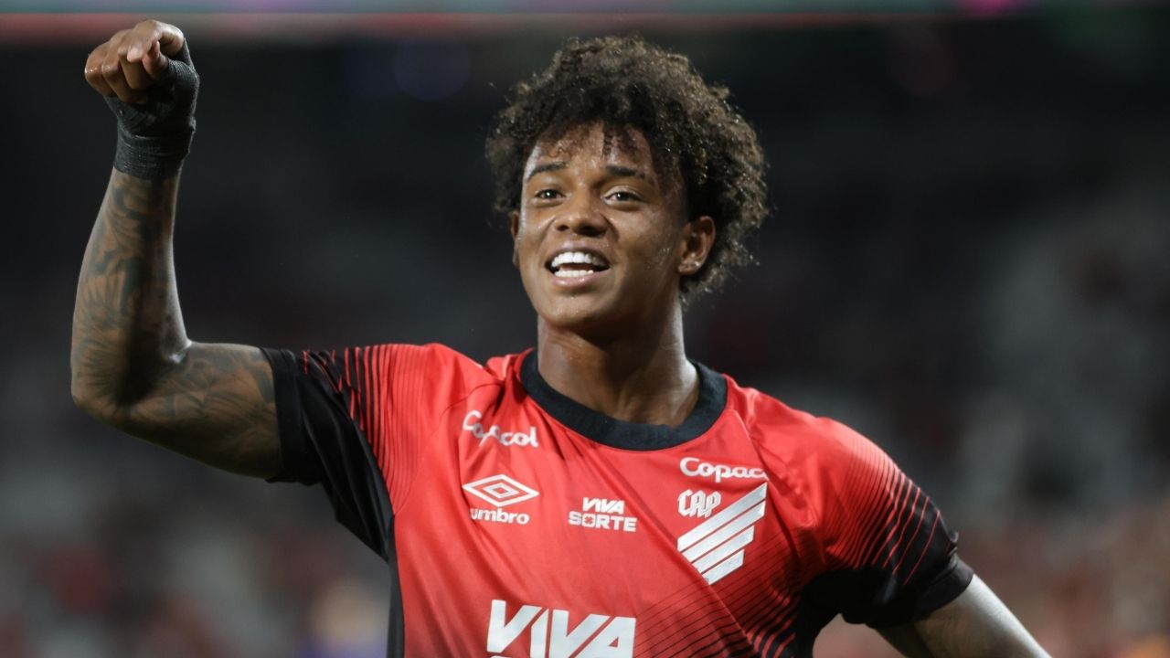 venda-de-bruninho-expoe-dilema-do-athletico:-petraglia-envelheceu-ou-o-clube-esta-sem-dinheiro?