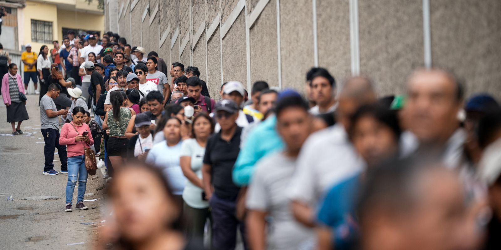 chefe-eleitoral-do-peru-renuncia-apos-atrasos-no-primeiro-turno