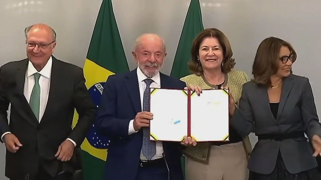governo-perdera-quase-r$-10-bi-em-tres-anos-com-fim-da-“taxa-das-blusinhas”