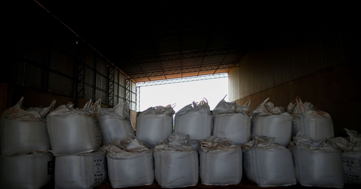 ultimo-terco-da-compra-de-fertilizantes-concentra-risco-para-safra-de-soja
