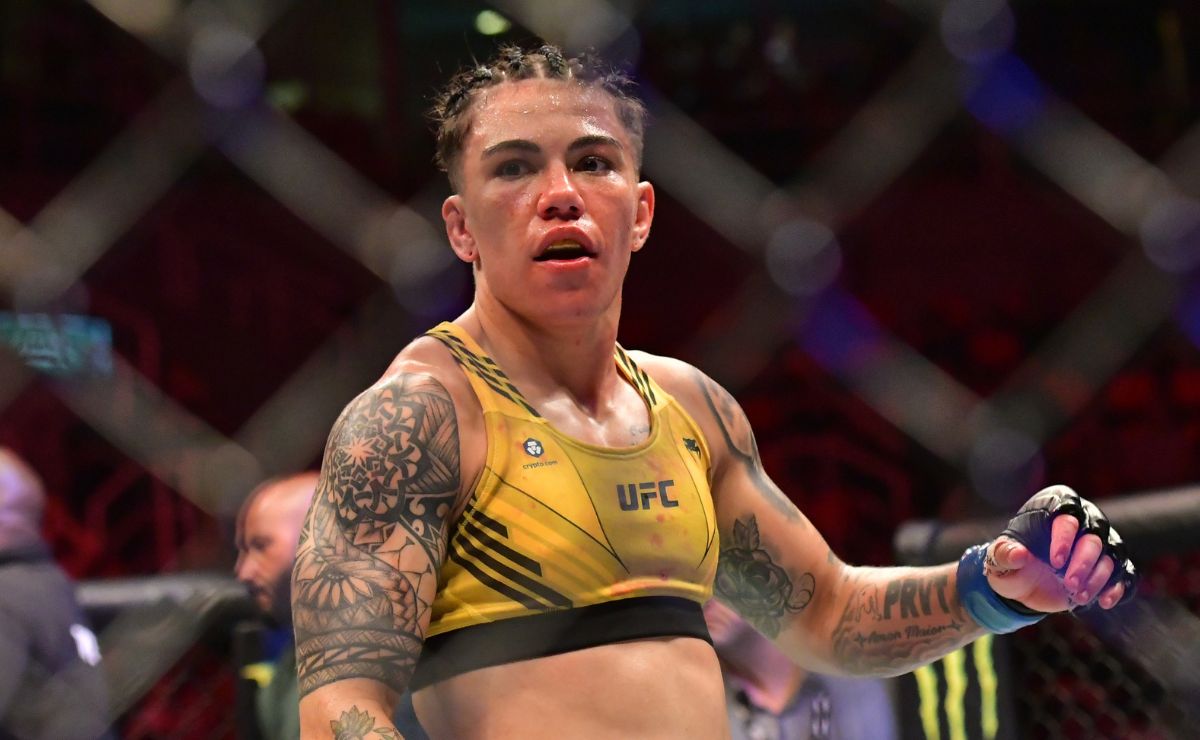 ex-campea-do-ufc,-paranaense-faz-entregas-para-complementar-renda-apos-lesao