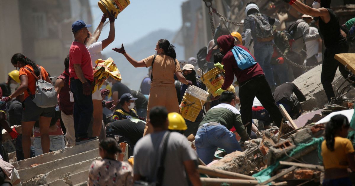 sobe-para-288-o-numero-de-mortos-pelo-terremoto-na-colombia