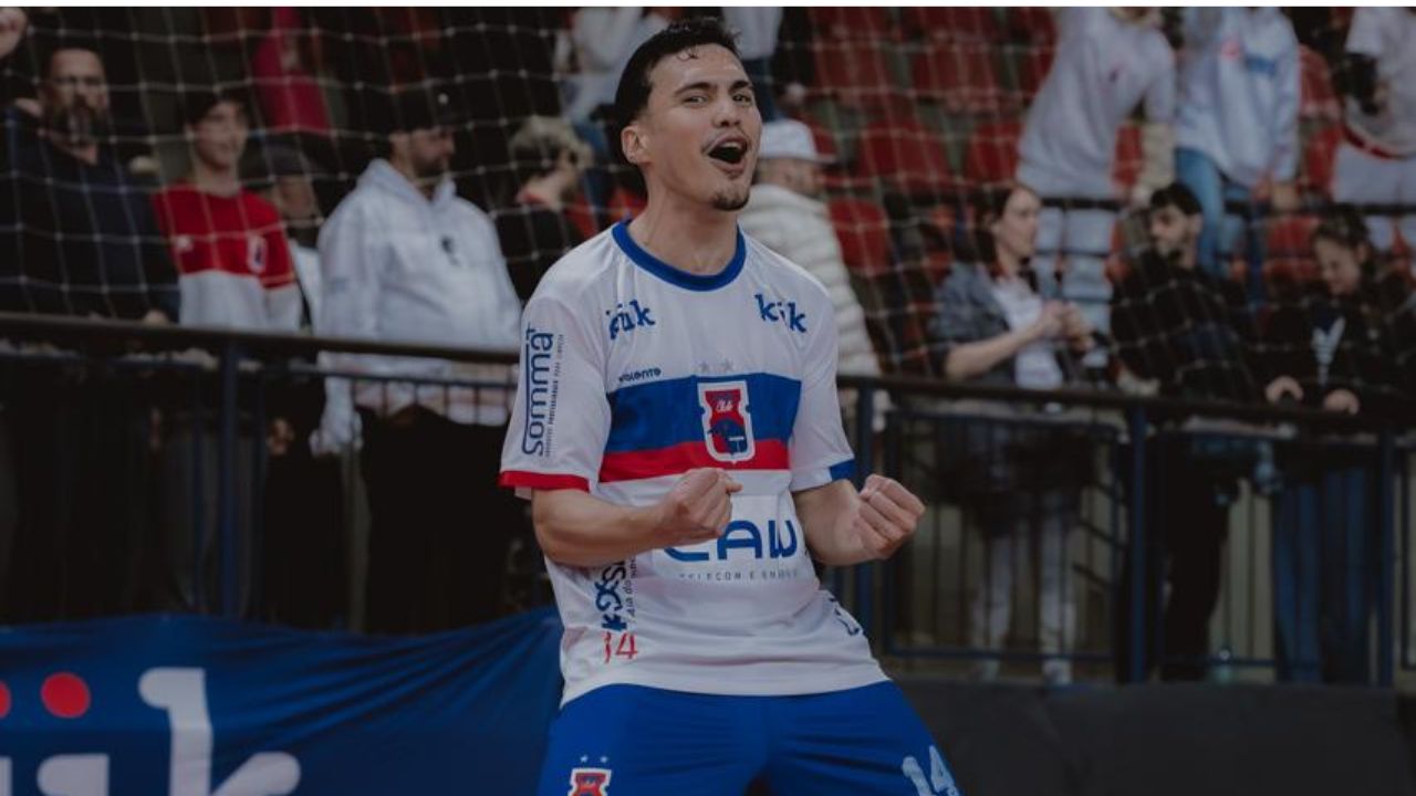 parana-clube-encerra-jejum-e-chega-vivo-para-a-ultima-rodada-do-paranaense-de-futsal