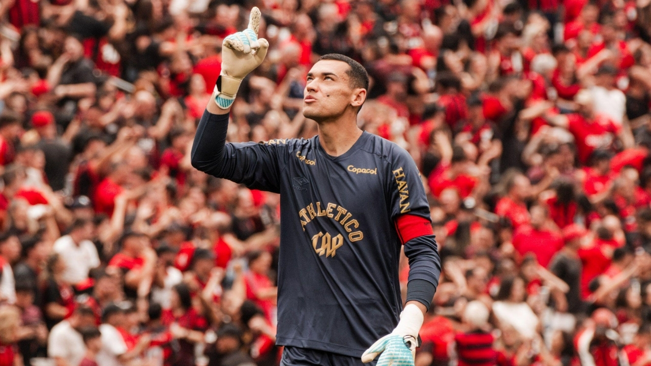 a-sina-do-athletico-com-a-volta-do-idolo-para-a-despedida. agora-e-a-vez-de-santos