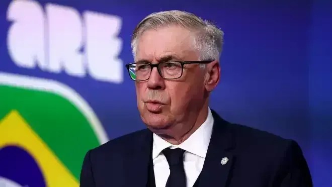 “agora-e-o-momento-de-priorizarmos-os-jovens”,-diz-ancelotti-sobre-selecao